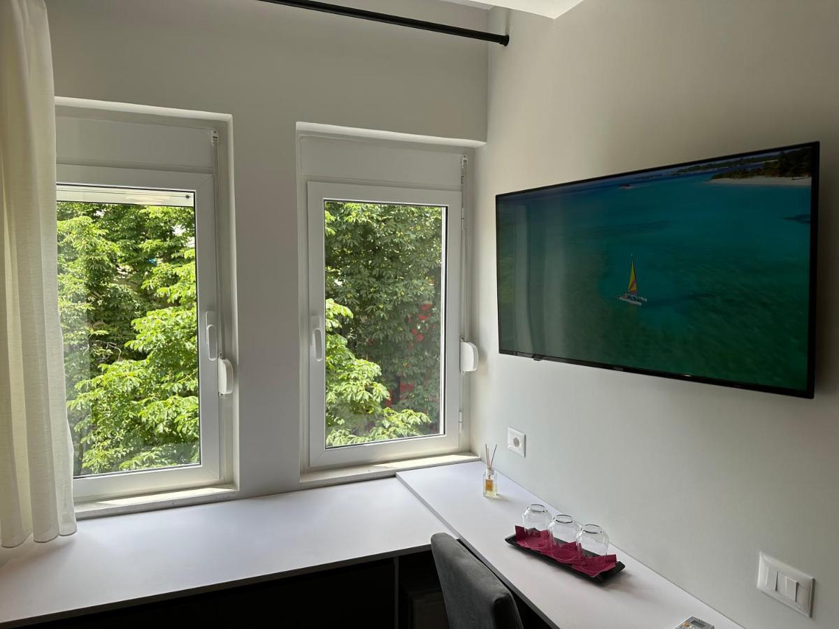 Soin Rooms Tirana Exteriör bild