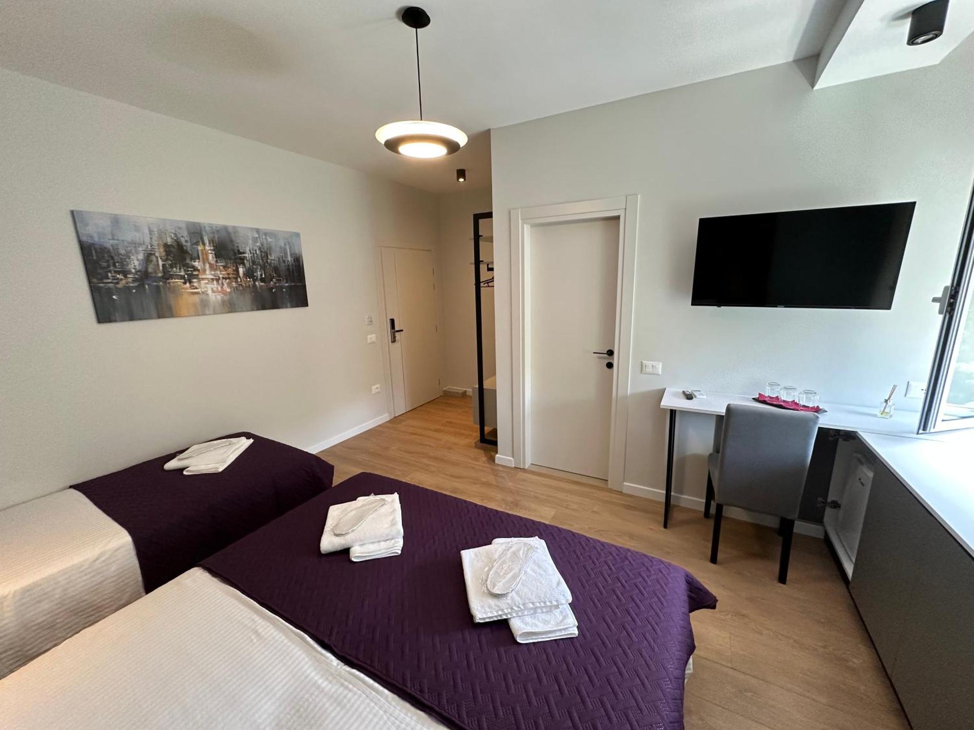 Soin Rooms Tirana Exteriör bild